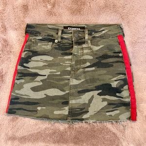 Camo Denim Express skirt with red detailing